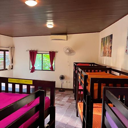Solid Surf Camp Hostel Nicaragua Transito Exterior foto